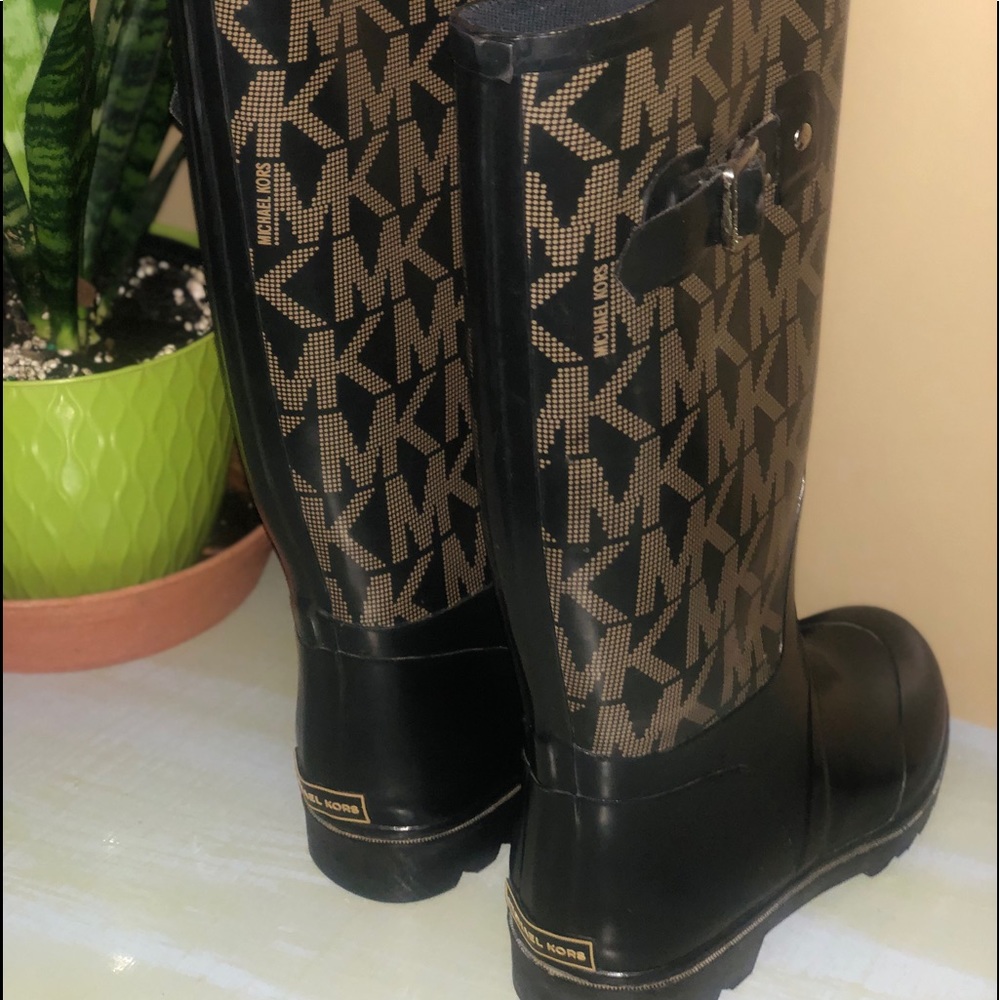 Michael Kors long rain boots